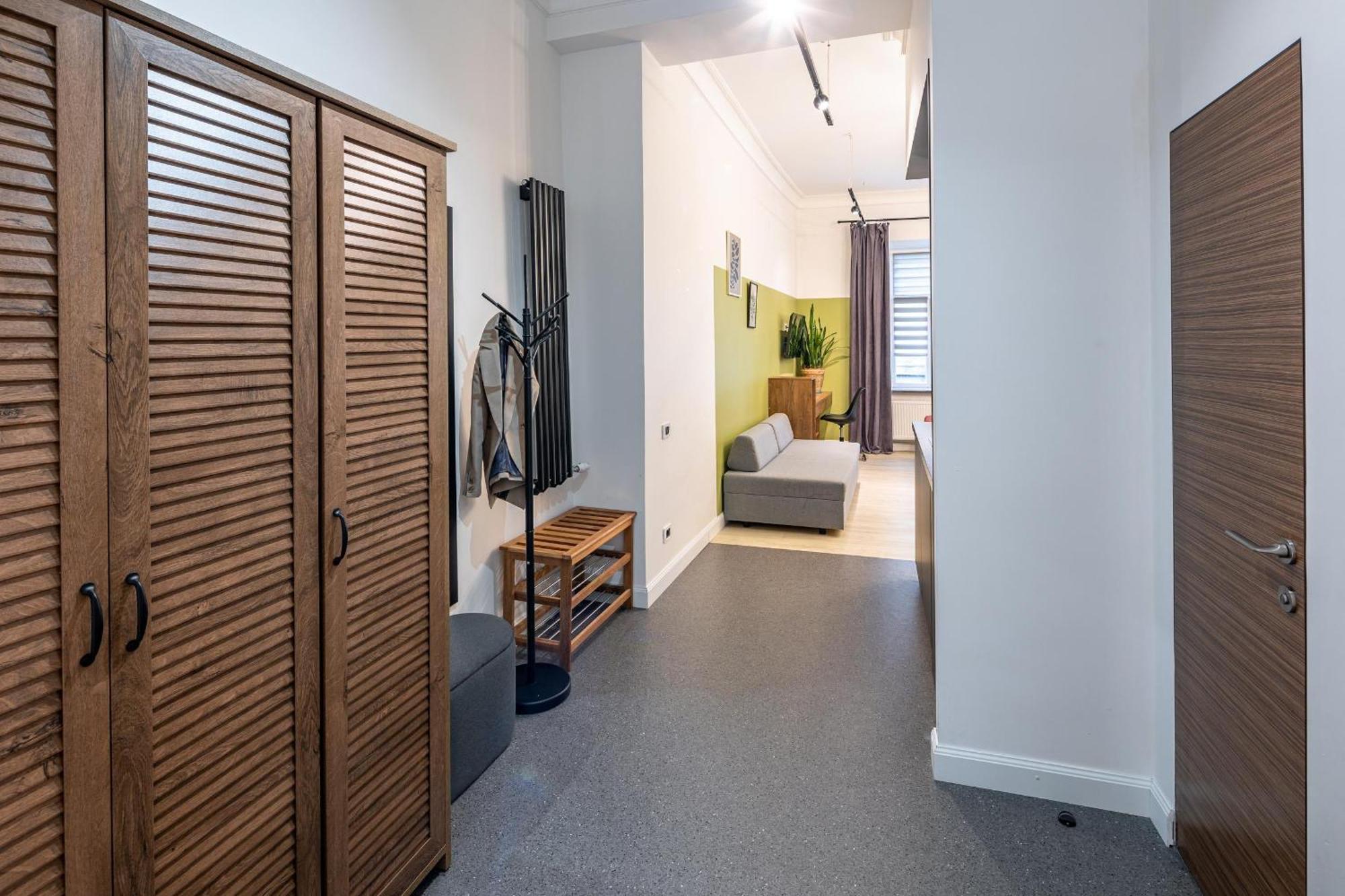 Apartamenty On Knyazya Romana Leopoli Esterno foto